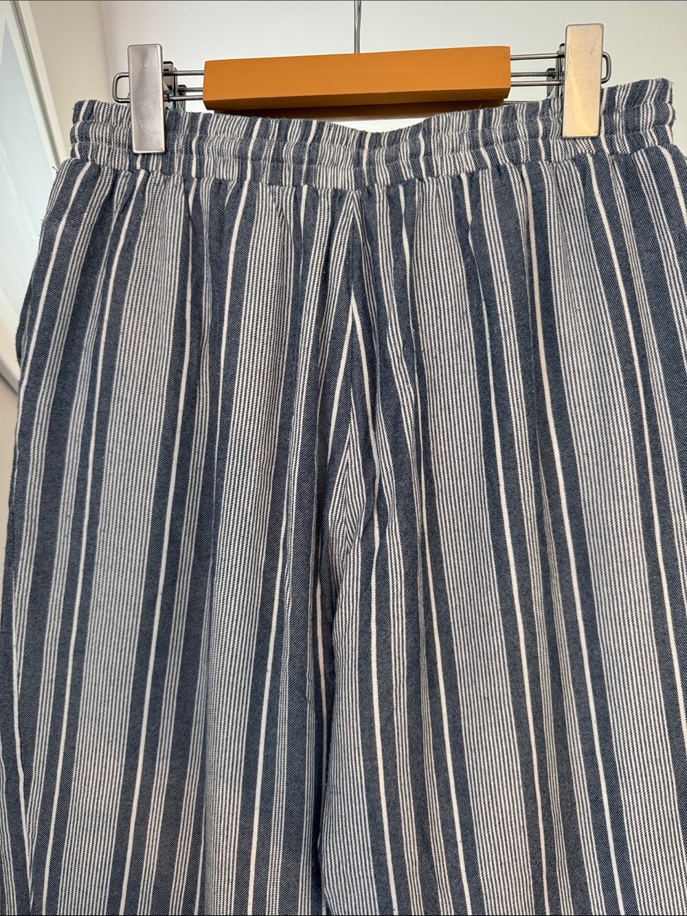 AE Flowy Striped Drawstring Pants - Picture 6 of 10